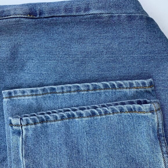 Levi's 505 Straight Fit Medium Wash Jeans Men's Size 38/30 - Picture 5 of 8